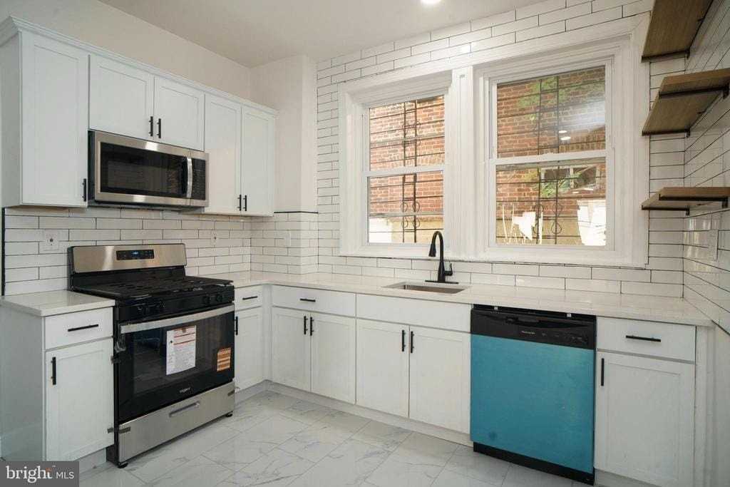 1208 S Carlisle St - Photo 7 of 20