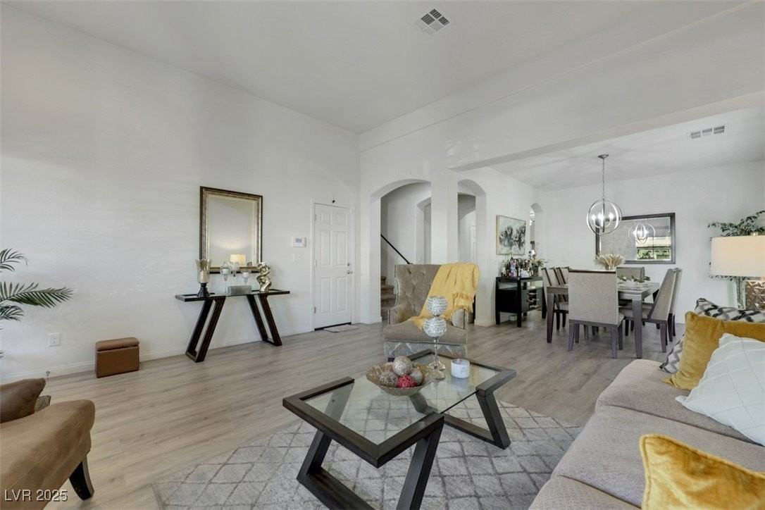 10167 Bishops Peak Ct - Photo 5 of 42