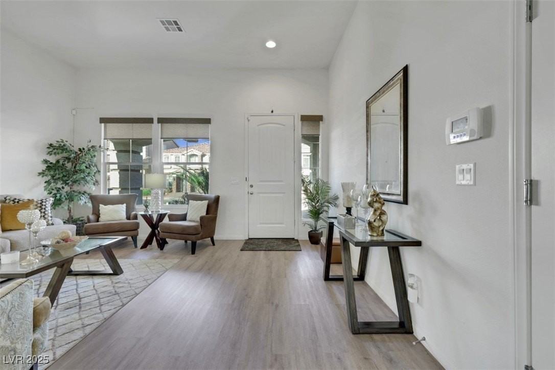 10167 Bishops Peak Ct - Photo 7 of 42