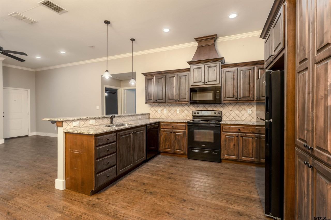 5106 Shiloh Ridge Dr - Photo 7 of 19