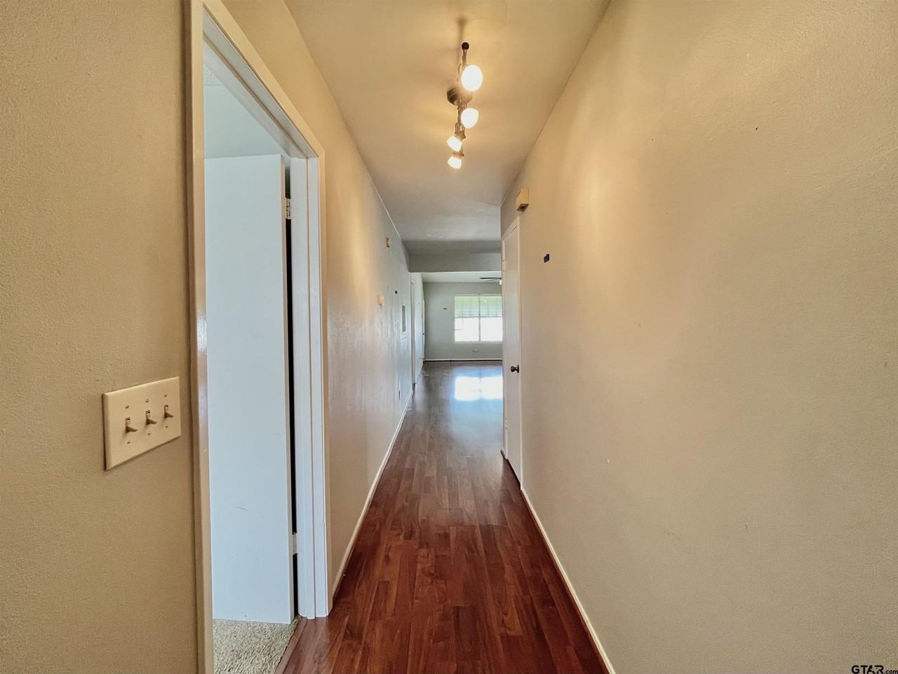 400 W South Town Dr - Photo 3 of 24