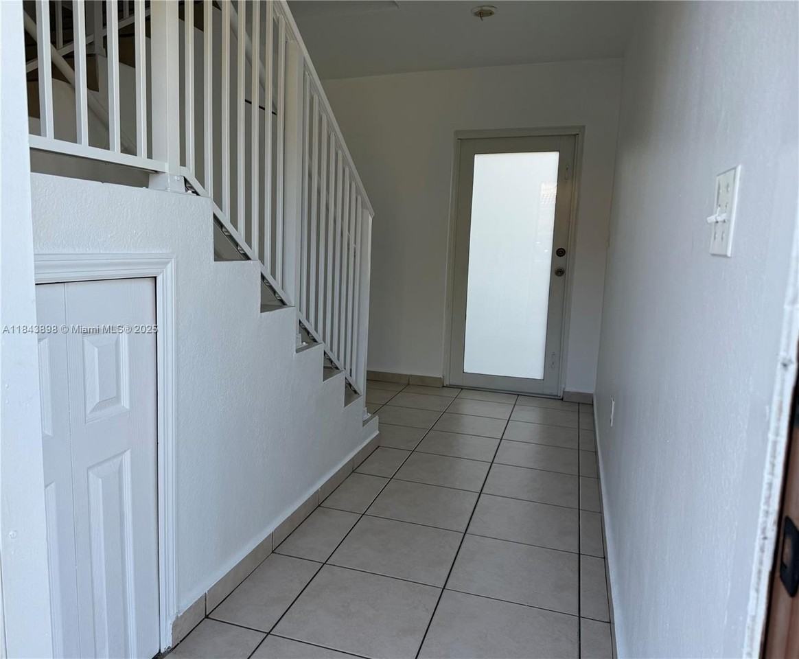 17354 Nw 74th Ave #201 - Photo 6 of 50