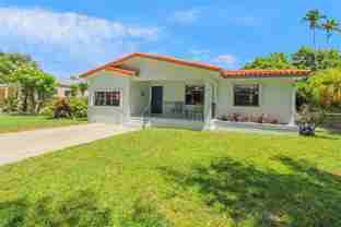 5921 Sw 13th Ter - Photo 1 of 1
