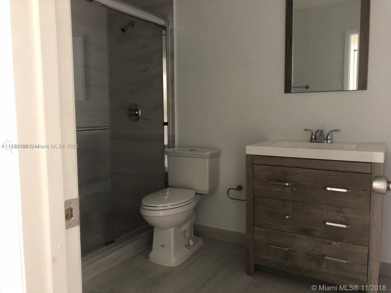 253 Ne 12th Ave #253 - Photo 7 of 9