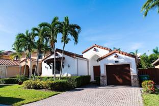9721 Nw 9th St #1 - Photo 1 of 1