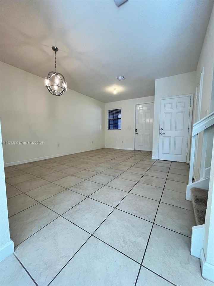 159 Southeast 33rd Terrace #159 - Photo 7 of 35