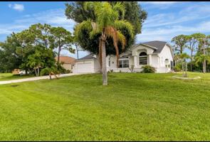 featured image of 1040 Bay Harbor Dr