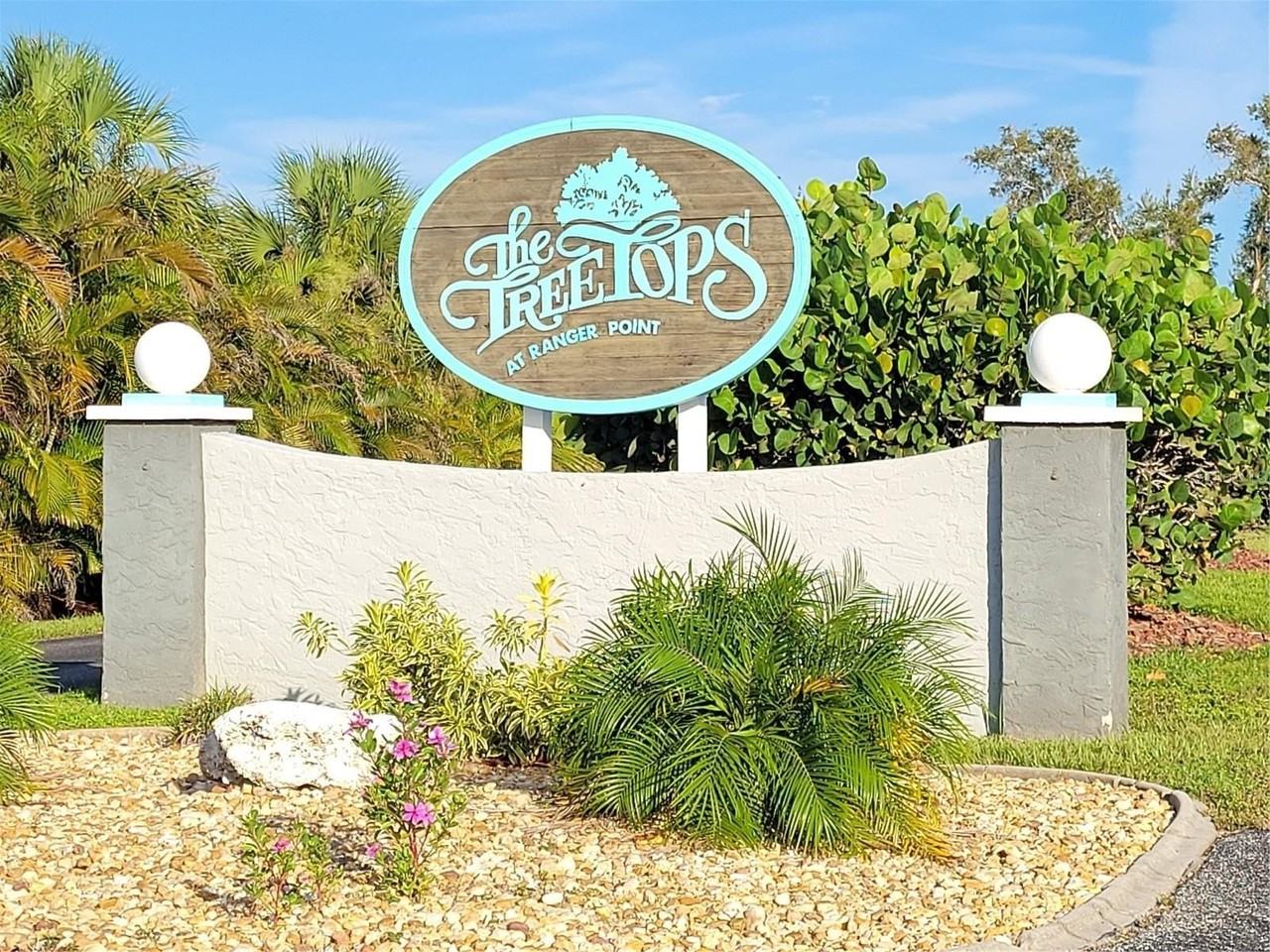 14277 Palm Ter - Photo 2 of 43