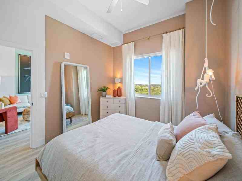 90 Nw 29th St #06-301 - Photo 6 of 8