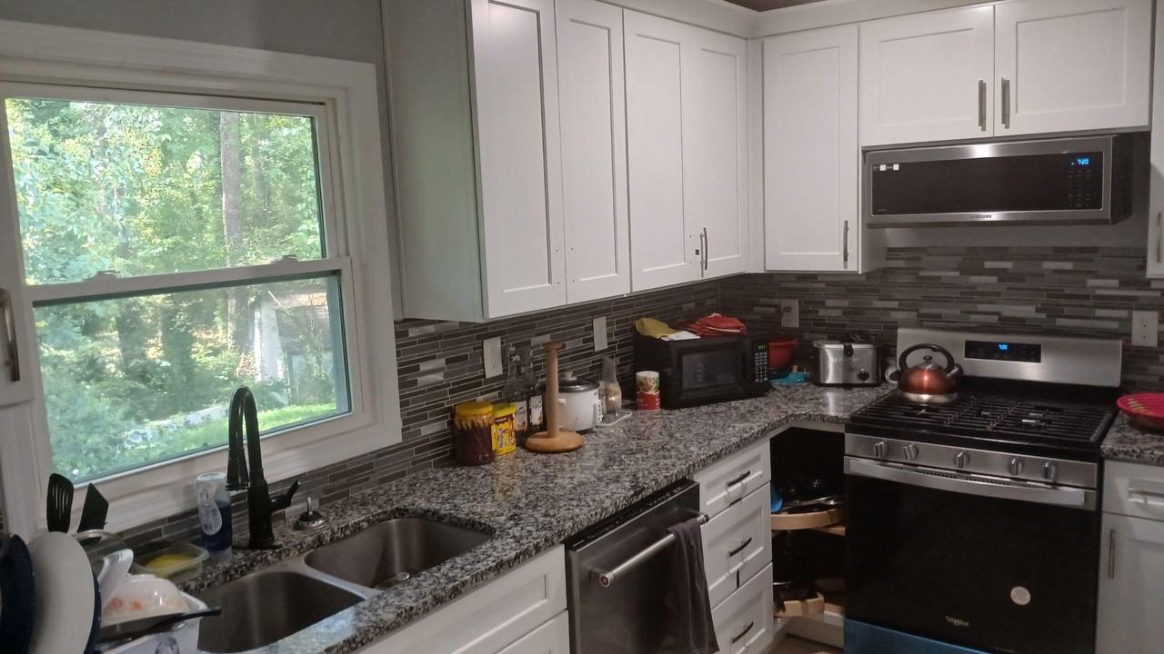 Delmoor Drive Northwest - Photo 2 of 10