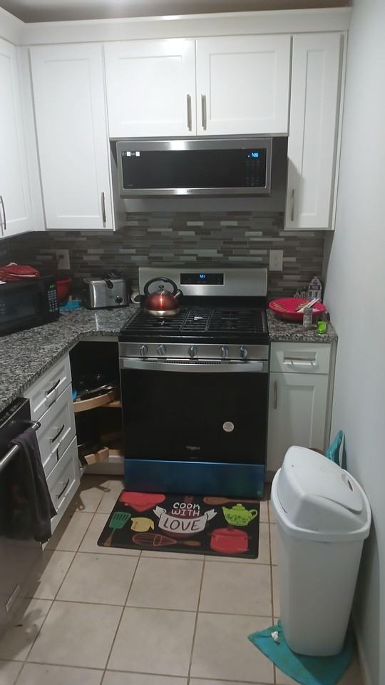 Delmoor Drive Northwest - Photo 3 of 10