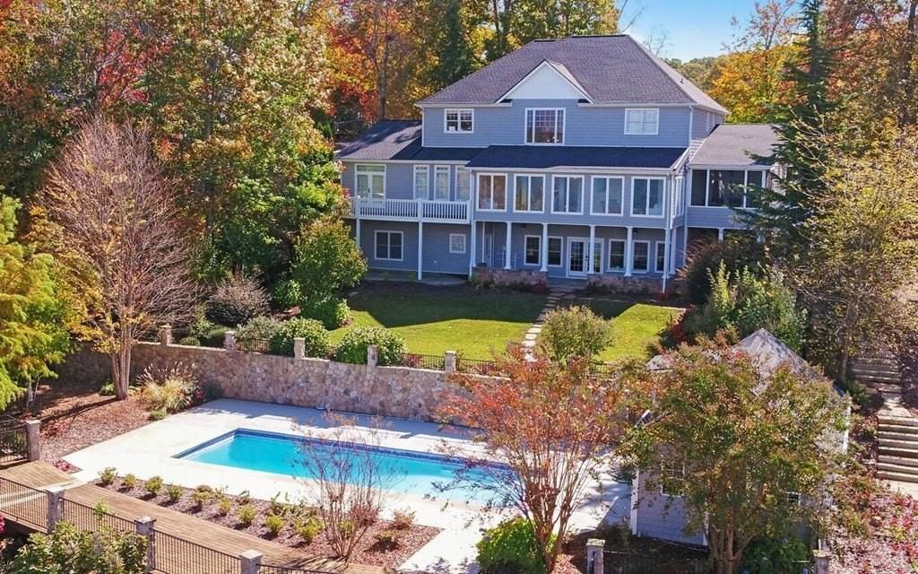 1951 Island View Dr - Photo 3 of 50