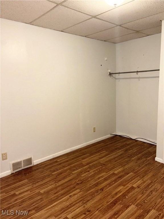 1066 E 62nd St Apt 8 #8 - Photo 4 of 25