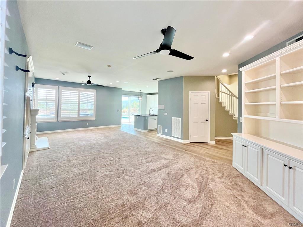 25942 Clifton Pl - Photo 3 of 8