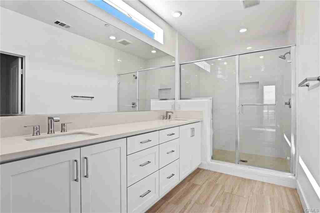 27113 Tamarack Ln - Photo 3 of 8