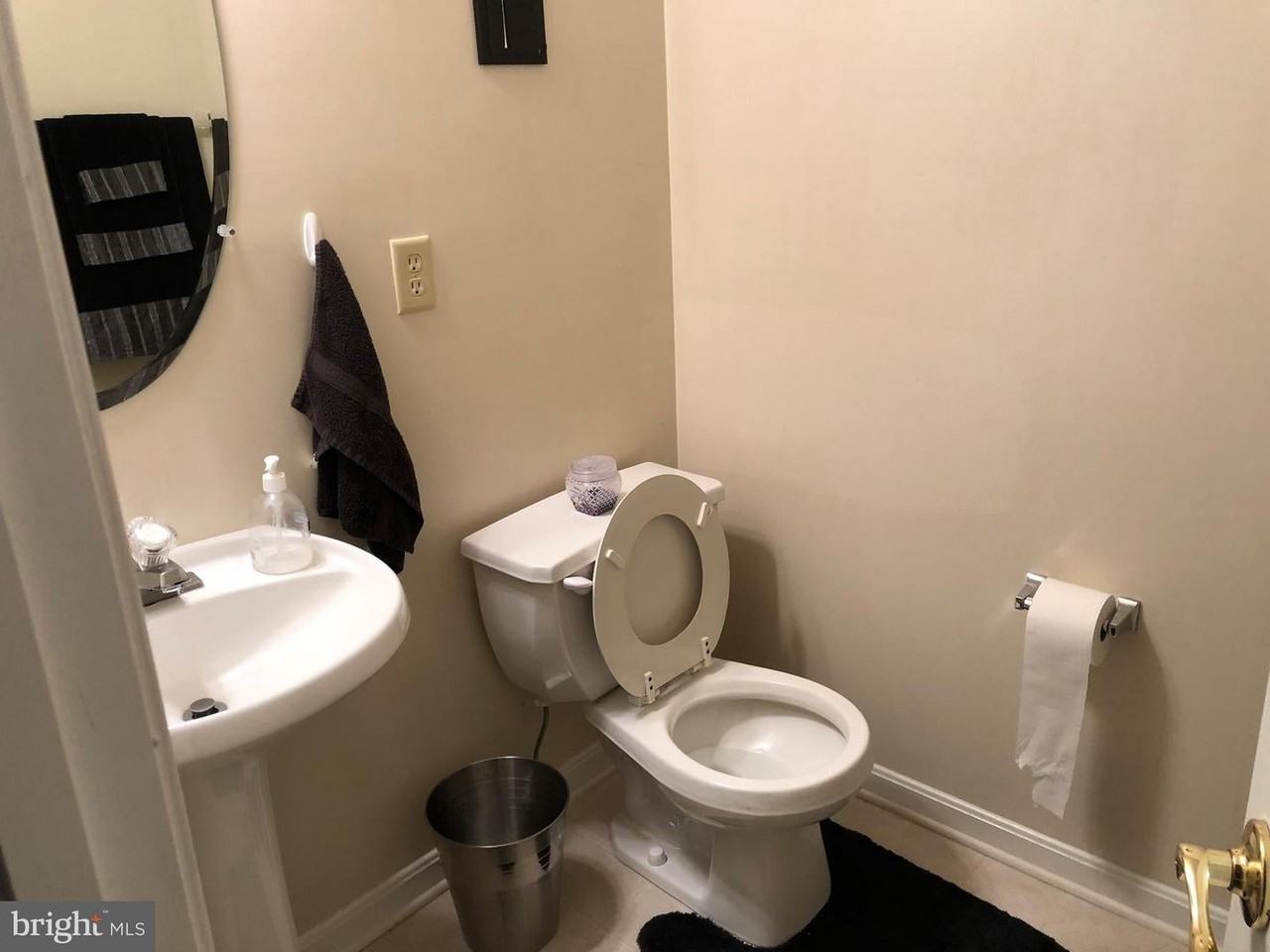 45586 Curly Court - Photo 6 of 17