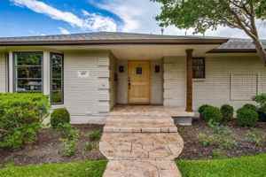 featured image of 4507 Willow Ln