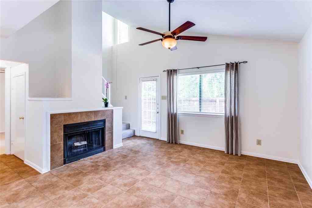 5765 Cedar Creek Dr - Photo 2 of 13