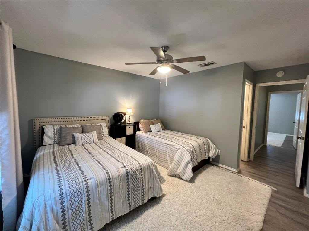 1337 S 11th St - Photo 7 of 12