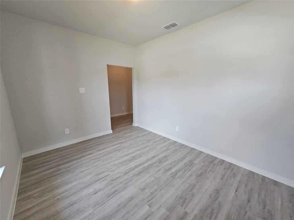 2528 Moser Ln - Photo 2 of 38