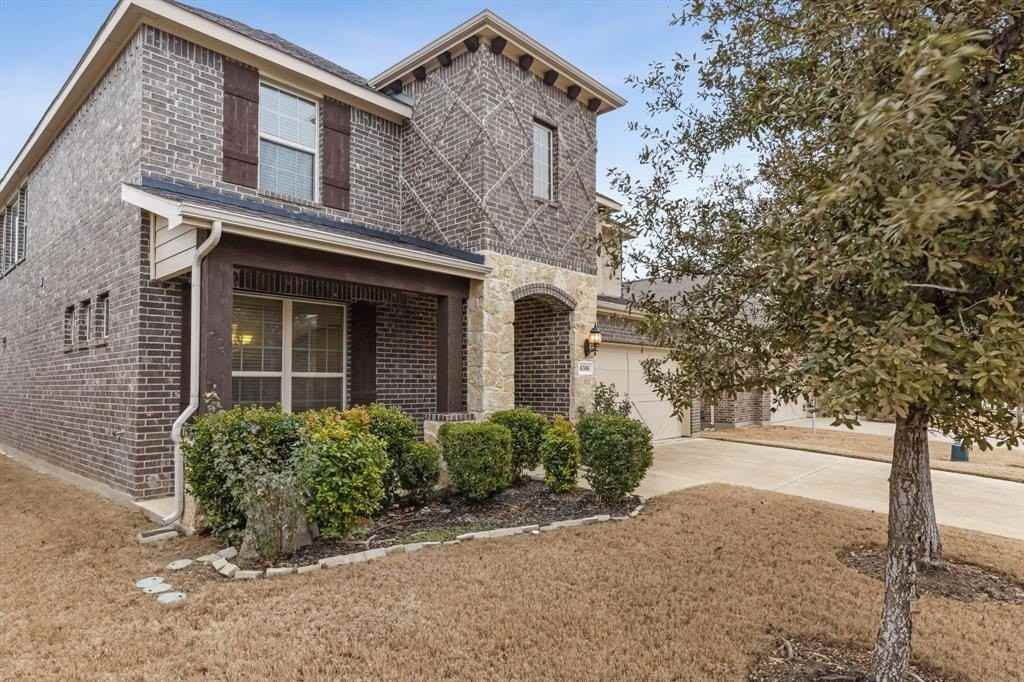 6308 Meandering Creek Dr - Photo 3 of 36