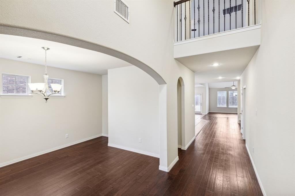 6308 Meandering Creek Dr - Photo 5 of 36