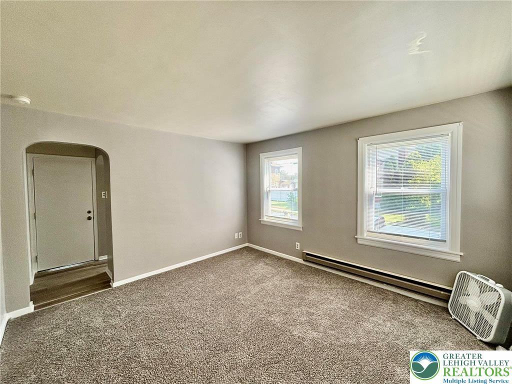 101 West Grant Street - Photo 5 of 9