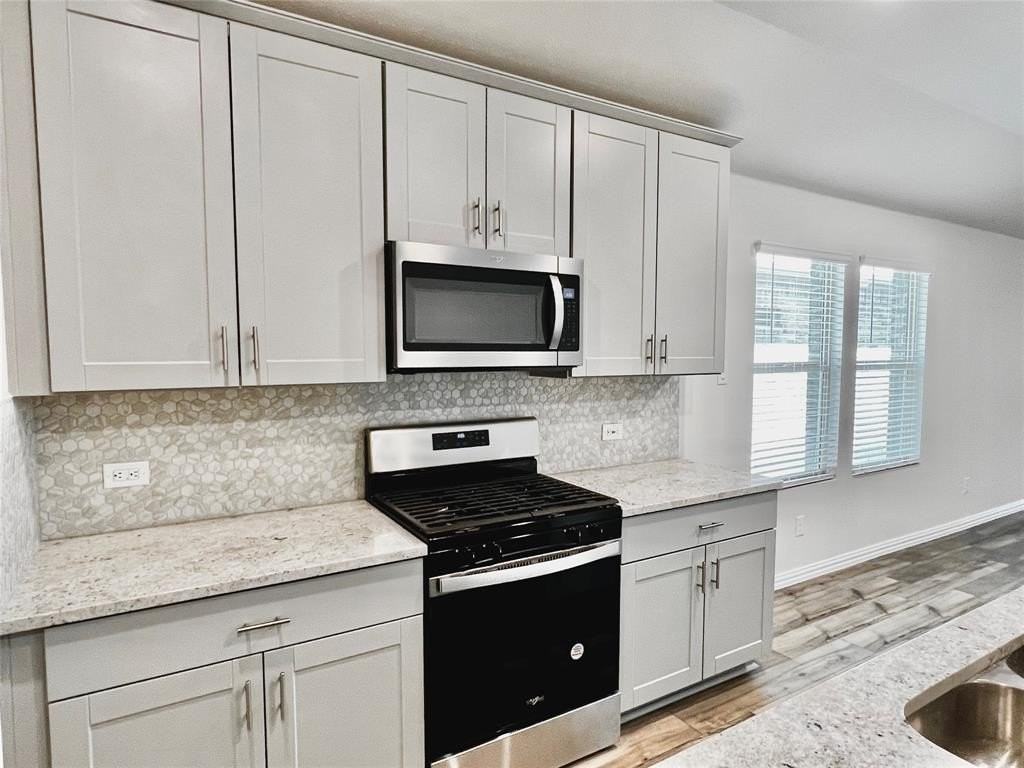 2343 Aspen Hill Dr - Photo 7 of 25