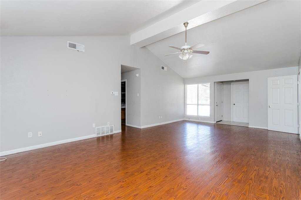 1018 Vegas Drive - Photo 7 of 25