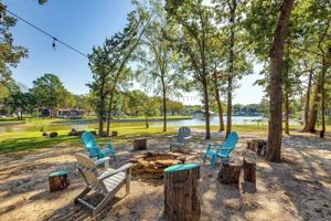 featured image of 7110 Apache Cir