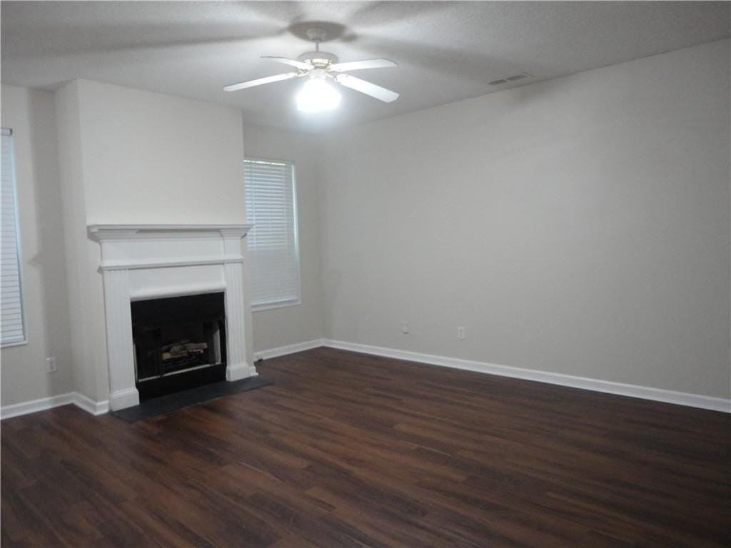 1715 Crestwell Ln - Photo 6 of 17