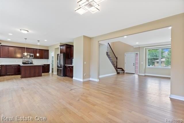 68 Biltmore Dr - Photo 6 of 42