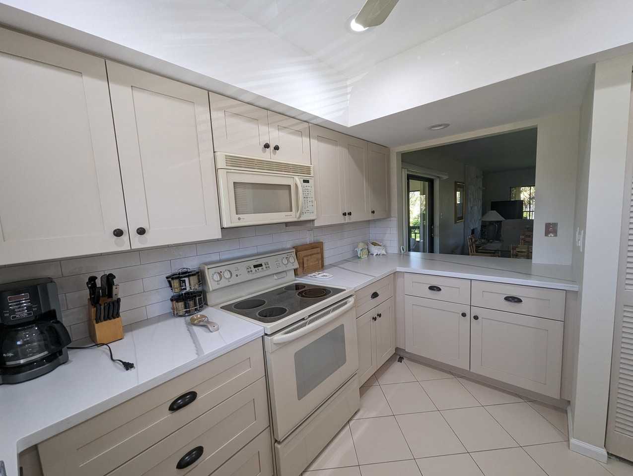 404 Clubhouse Cir - Photo 4 of 26