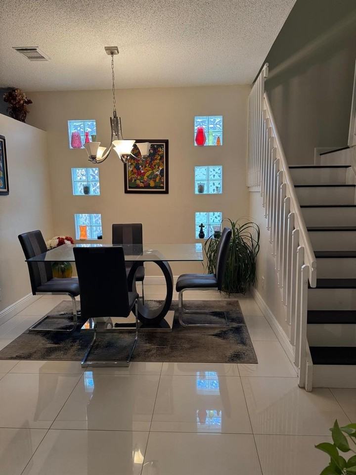 288 Nw 74th Way - Photo 2 of 7