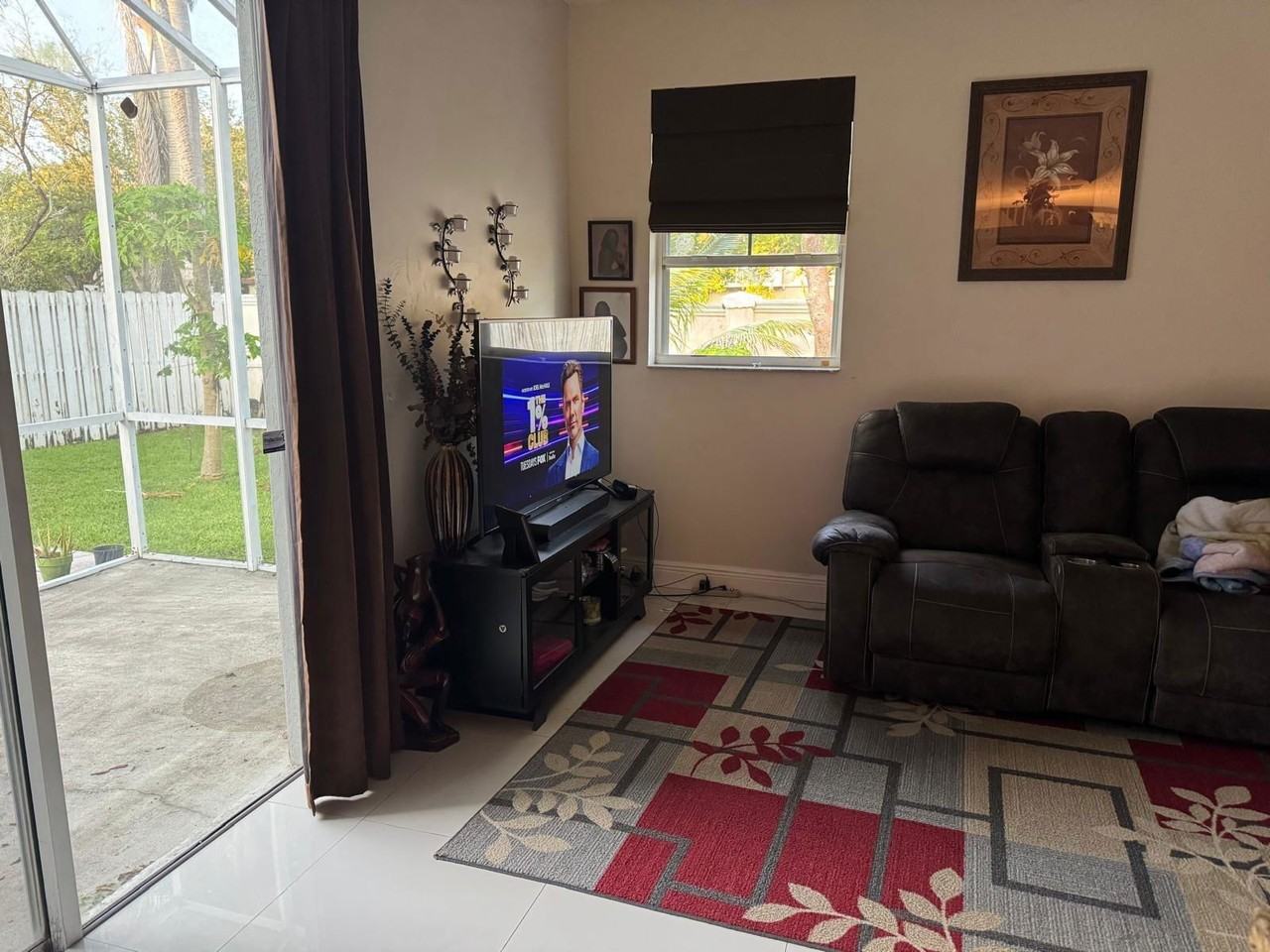 288 Nw 74th Way - Photo 3 of 7