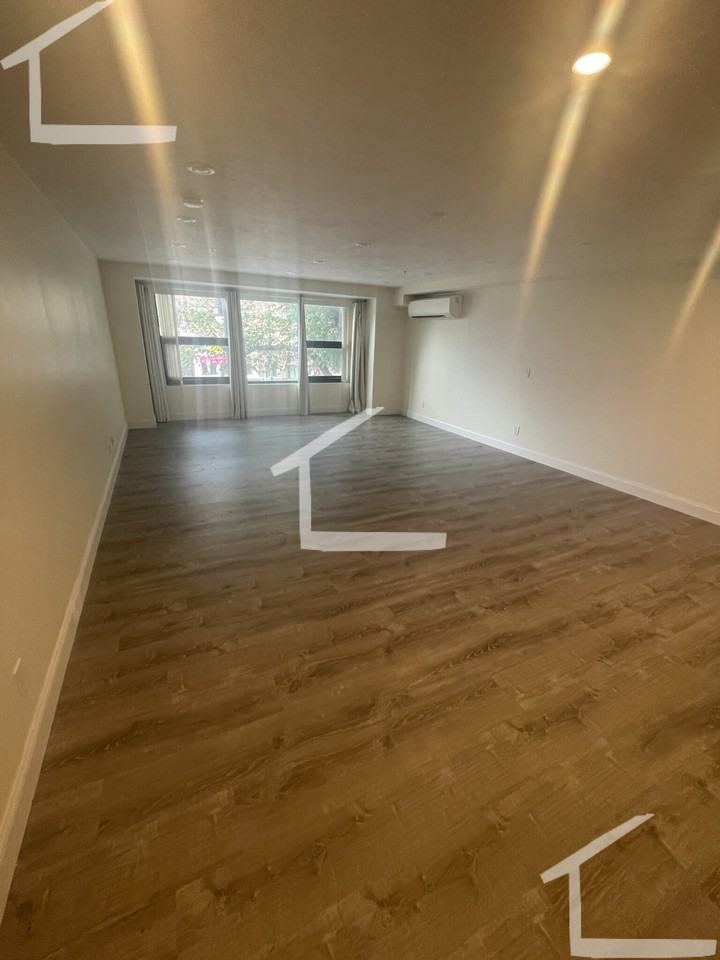 Commonwealth Ave #205 - Photo 3 of 11