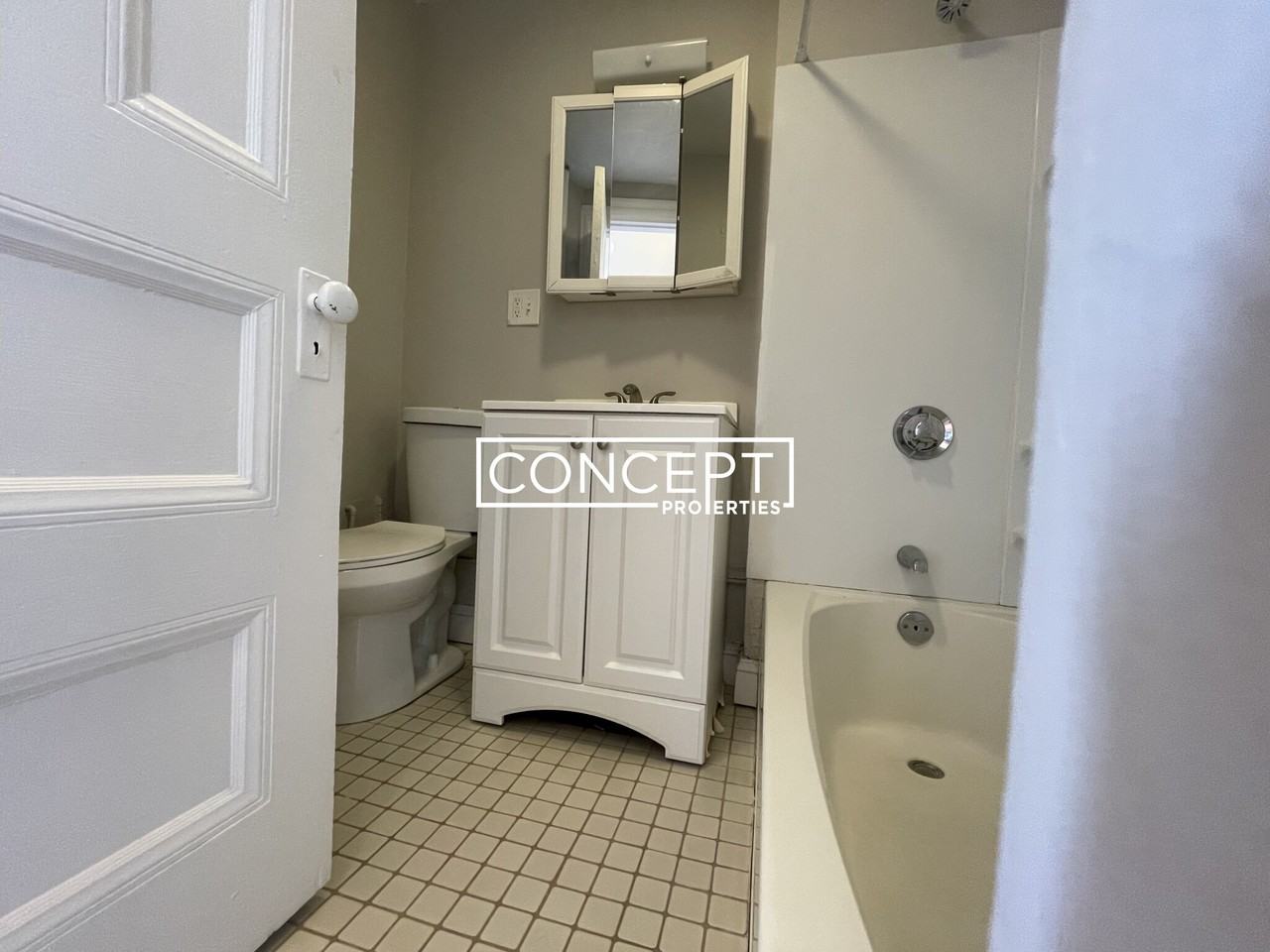 48 Jfk St #20 - Photo 3 of 6