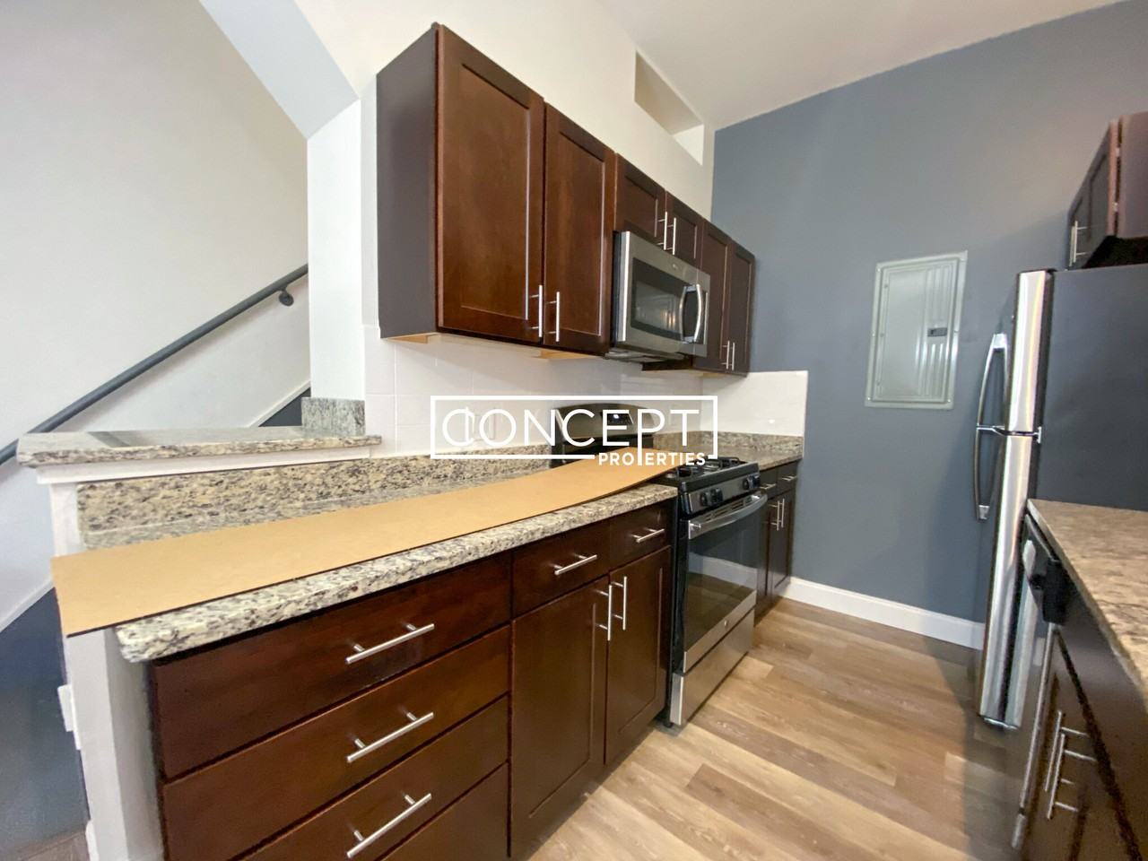 160 E Berkeley St #518 - Photo 7 of 13