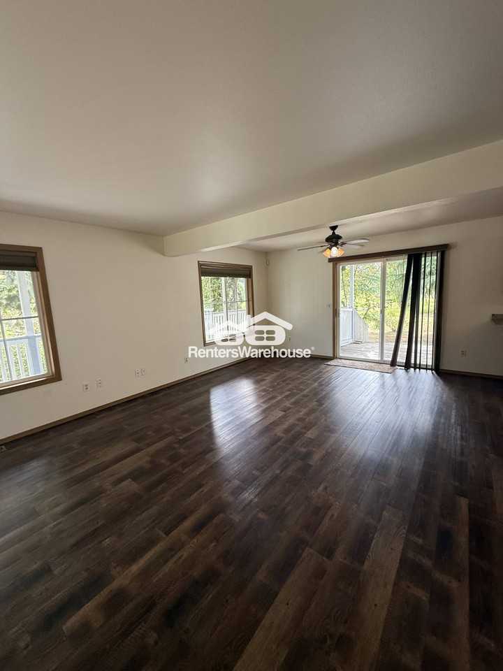 12303 Koeppen Rd Se - Photo 2 of 24