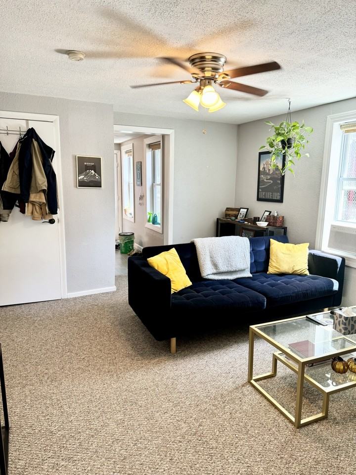 25 Florence St #1 - Photo 5 of 14