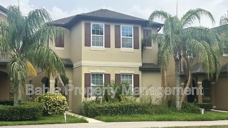 13833 Bridgewater Crossings Boulevard - Photo 2 of 27