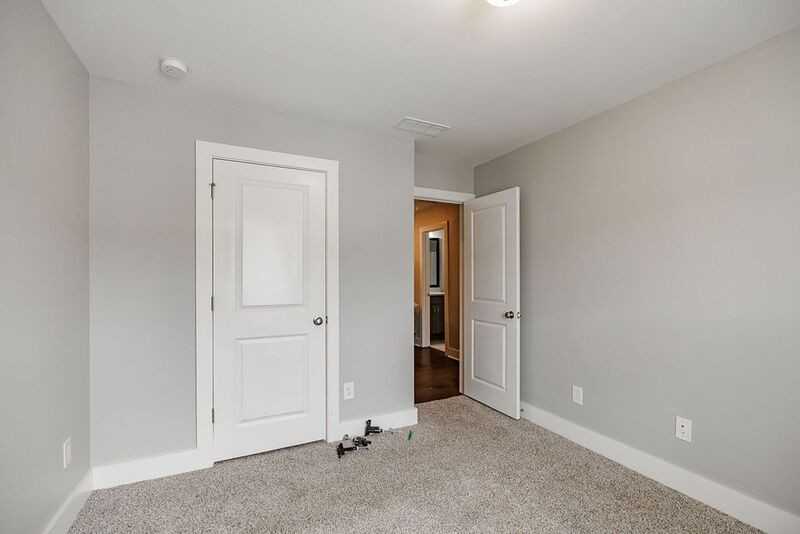 38 Auburn Woods Dr - Photo 4 of 34
