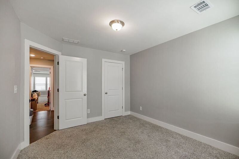 38 Auburn Woods Dr - Photo 6 of 34