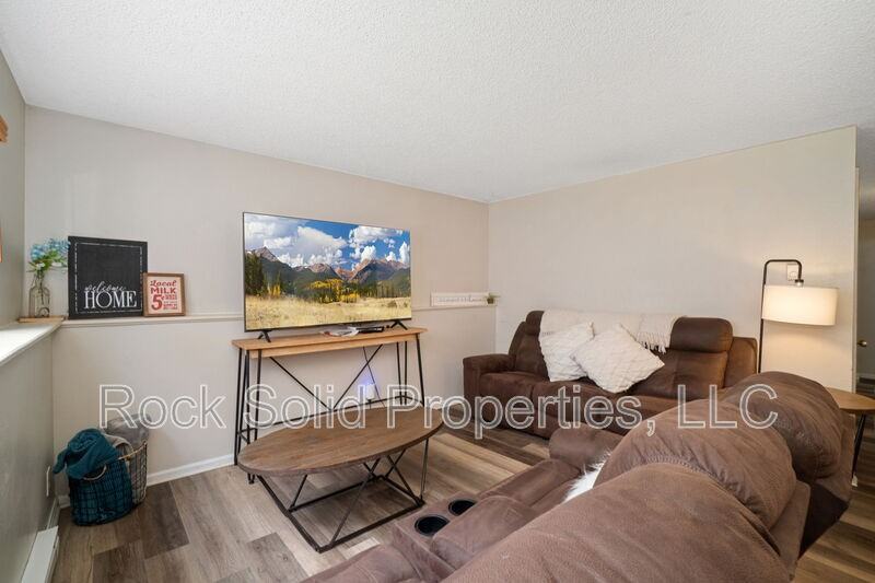 714 Dell Range Blvd - Photo 2 of 20