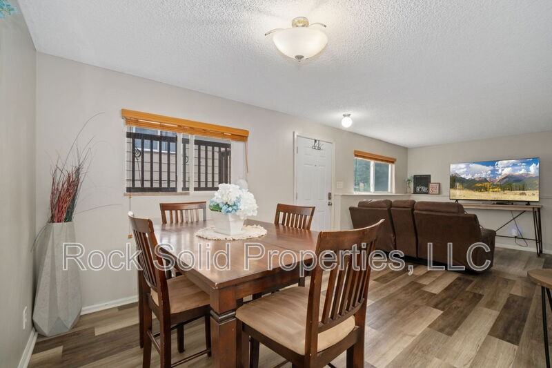 714 Dell Range Blvd - Photo 4 of 20