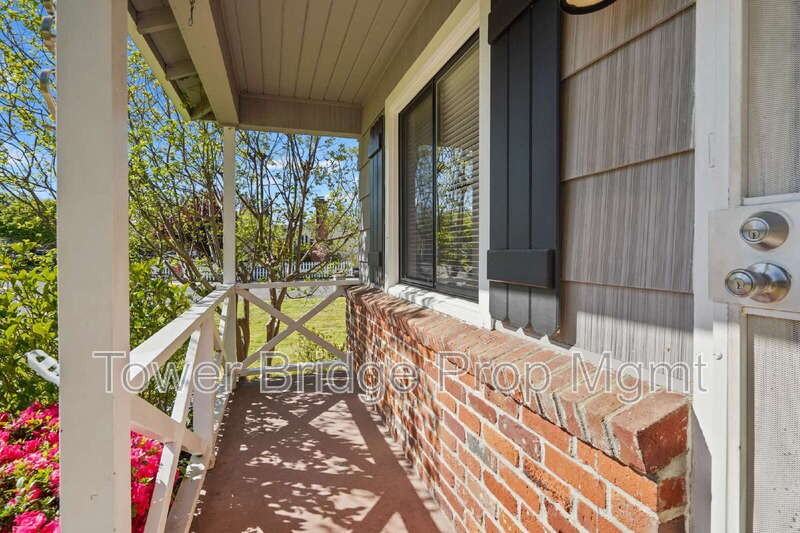 3582 63rd St - Photo 3 of 29