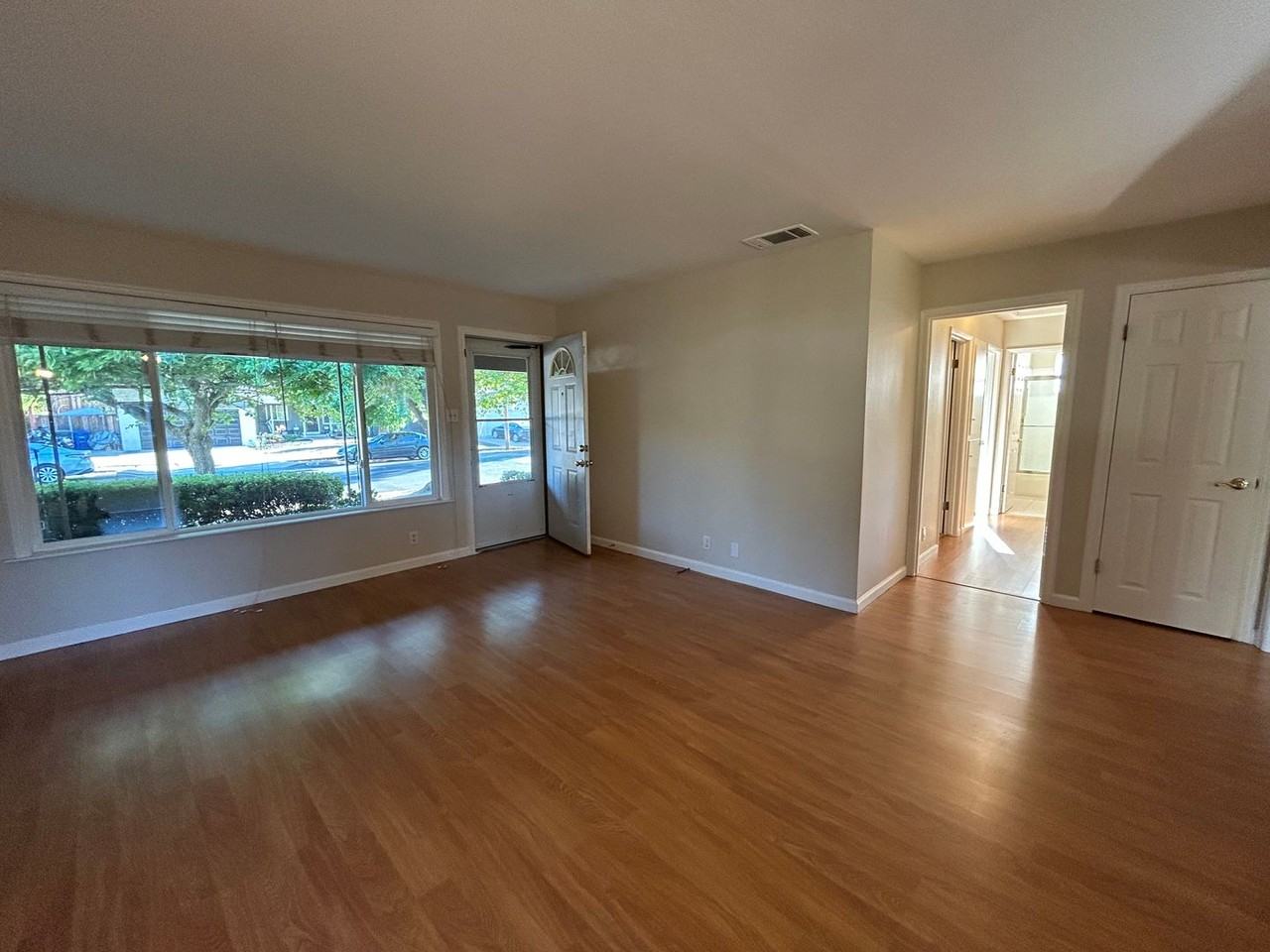 5521 Michigan Blvd - Photo 2 of 19