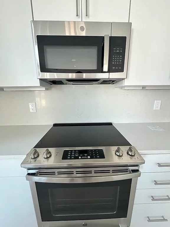 157 Chestnut St #404 - Photo 3 of 17