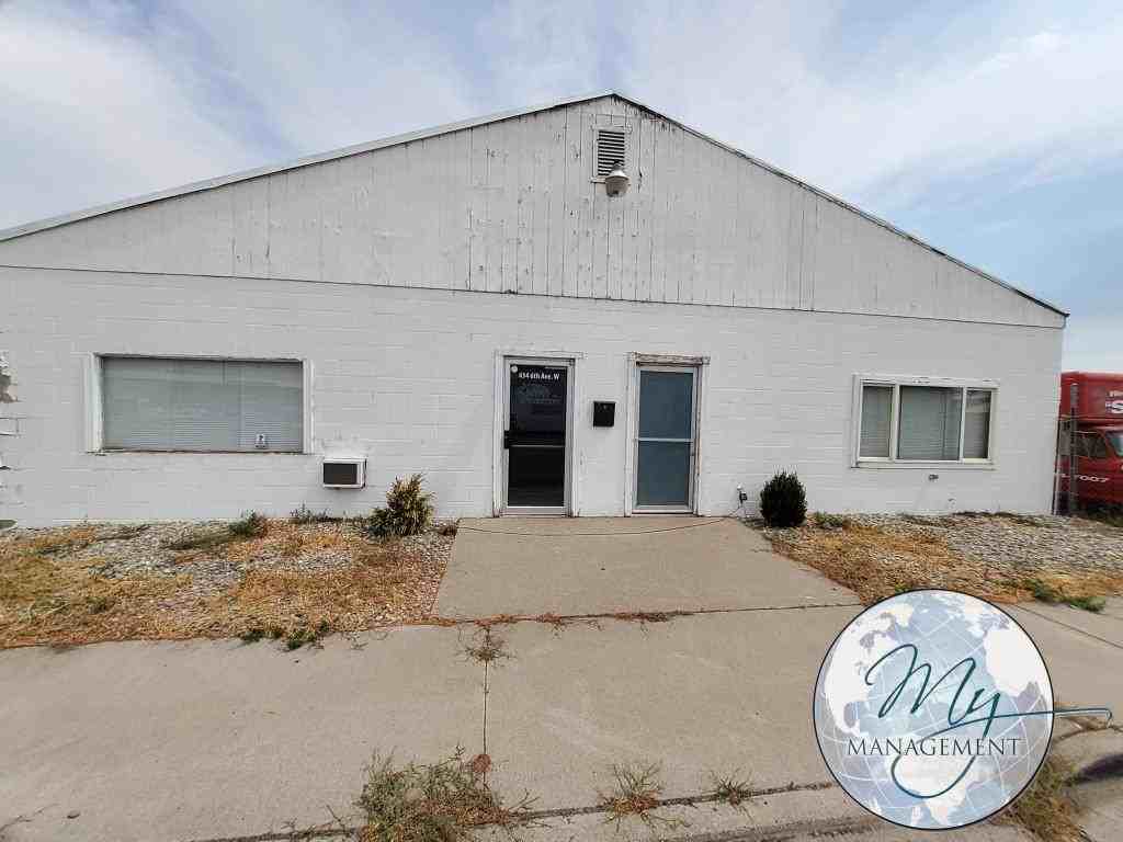 434 6th Ave W - Photo 2 of 8