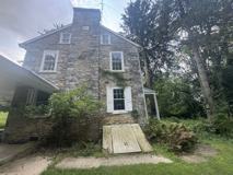 1541 Montgomery St - Photo 1 of 1